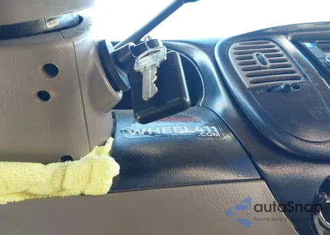 2003 Ford F-150 Lariat/Xl/Xlt from USA, damaged, VIN 2FTRX18L93CA04522